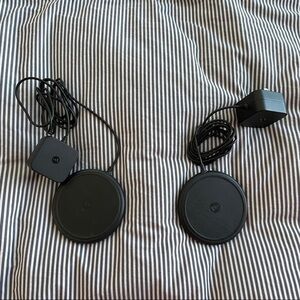 Mophie Wireless Charging Base Set of 2 Phone Charging Pads Black